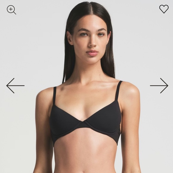 SKIMS Tan and Black Bras - Picture 6 of 13